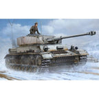 Trumpeter Pz.Beob.Wg. IV Ausf.J German Medium Tank 1:16 Model Kit