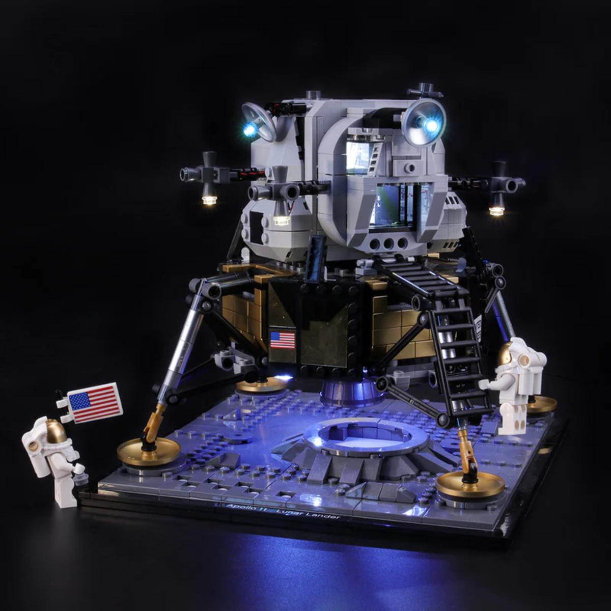 BriksMax LED light kit for Apollo 11 Lunar Lander 10266 illuminated