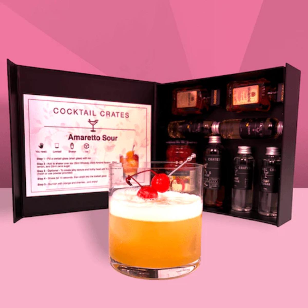 Amaretto Sour Cocktail Gift Box contents