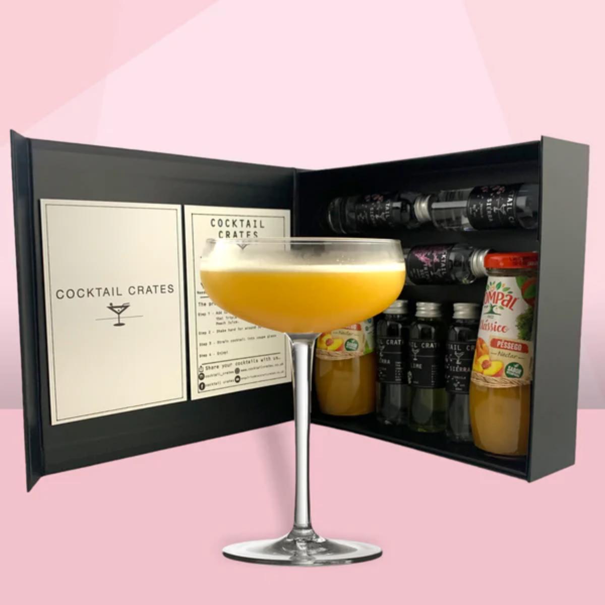 Peach Margarita Cocktail Box Gift Set contents