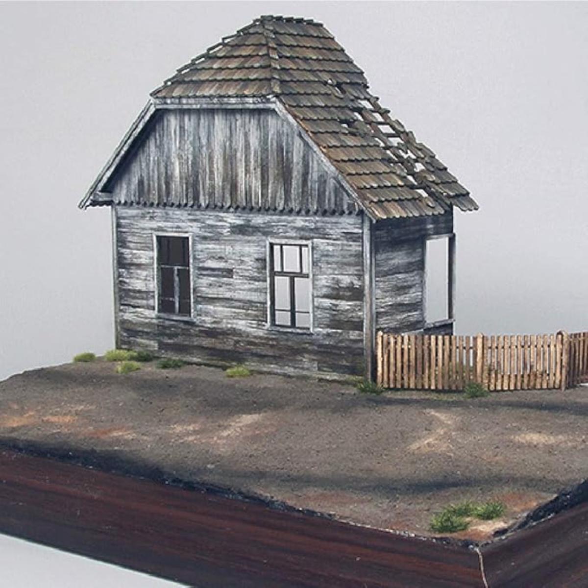 Wooden European house ruins for 1/35 scale diorama