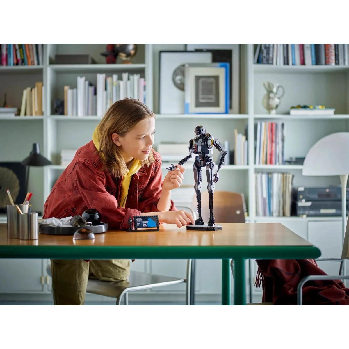 LEGO Star Wars K-2SO Security Droid 75434 buildable figure front view