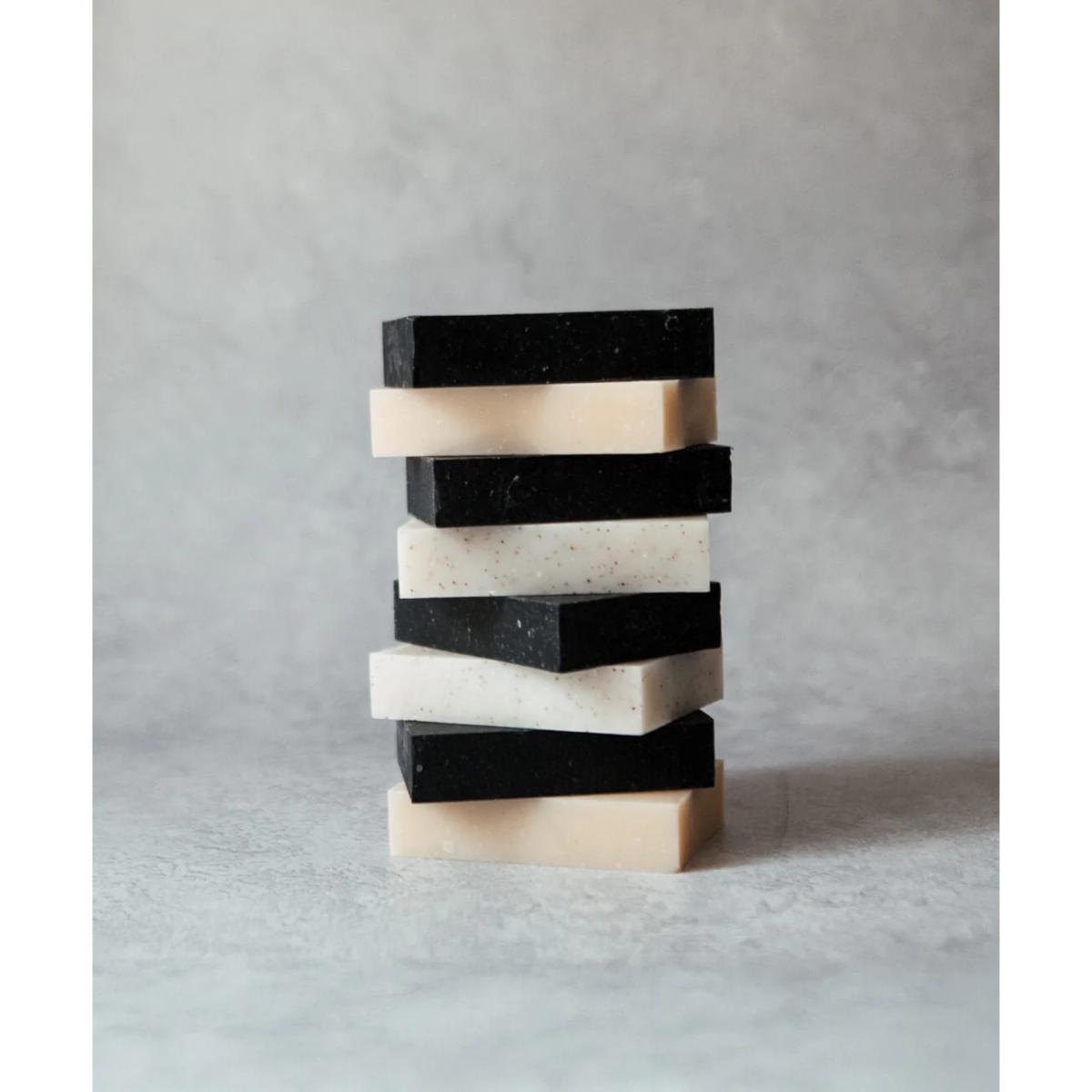 Hiltwood Natural Soap Bar Bundle – 8 handmade natural soap bars in plastic-free packaging