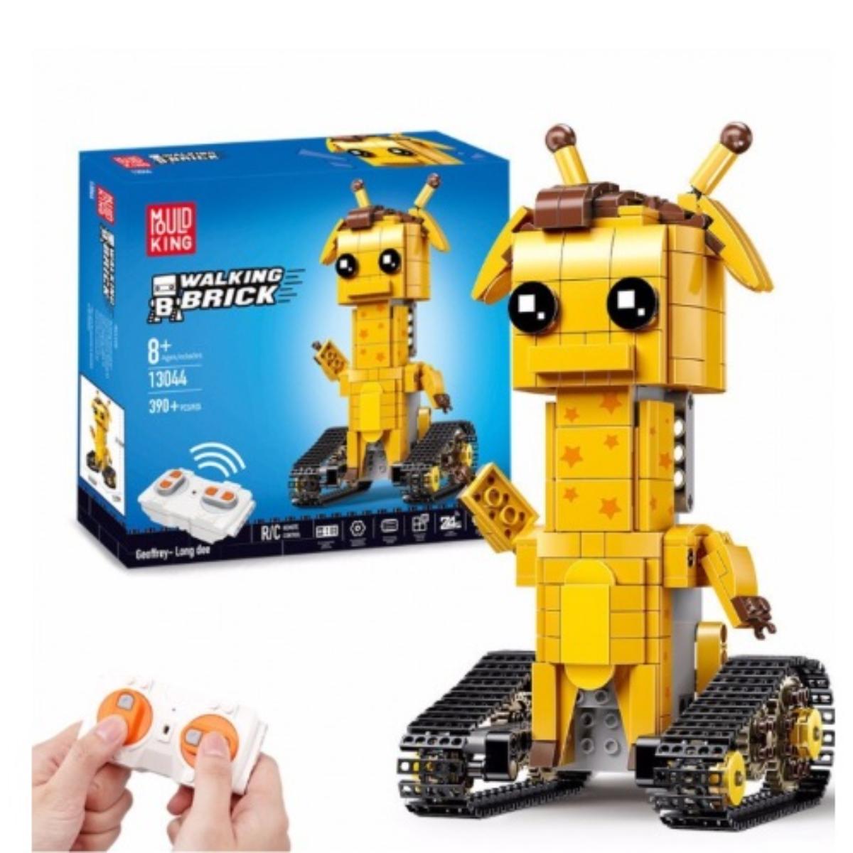 Mould King 13044 Geoffubot Long Dee walking robot built from 1575 pieces, featuring articulated legs and remote‑controlled movement