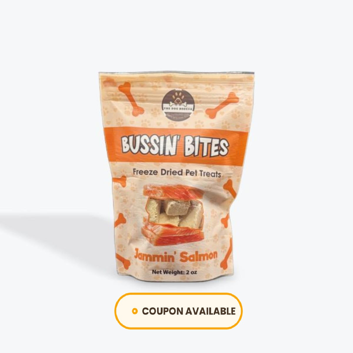 Freeze-dried salmon training treats for dogs and cats