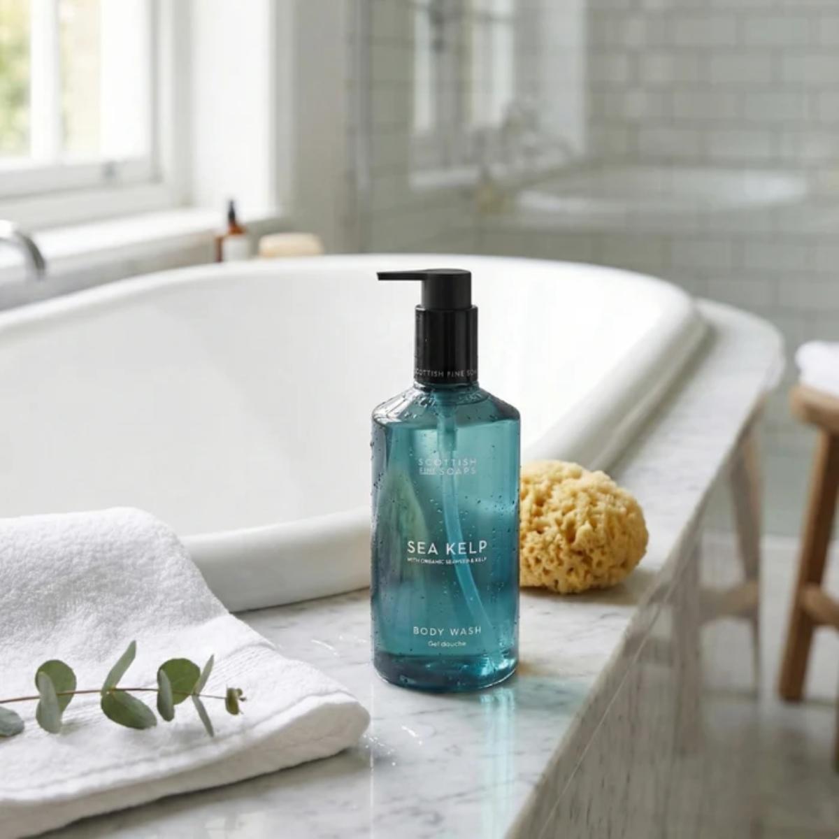 Scottish Fine Soaps Sea Kelp Body Wash 300 ml bottle product image