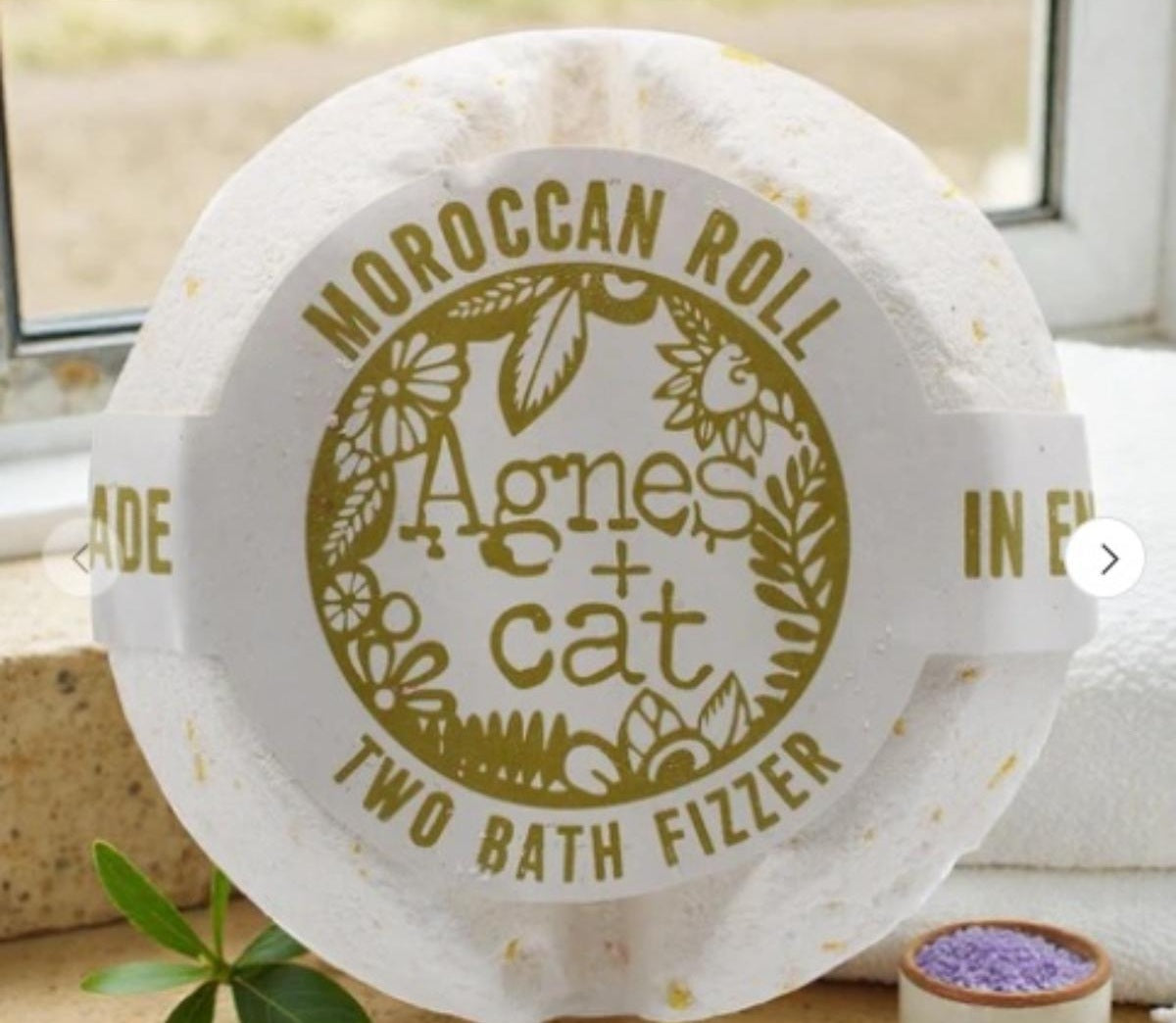 Agnes + Cat Moroccan Roll Bath Fizzer 210g