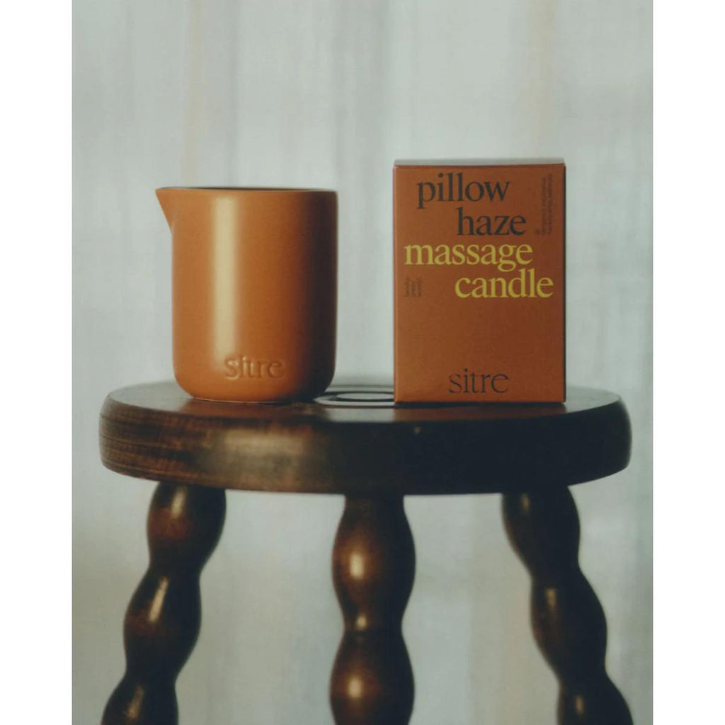 SITRE Pillow Haze massage candle in ceramic vessel