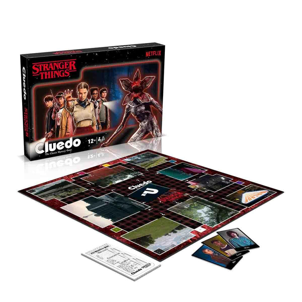 Stranger Things Cluedo board game components and board